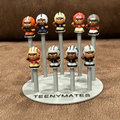 Teenymates NFL , MLB, NBA, NHL ~ Figures Display Stand 4 1/2 x 3″ (Stand Only)
