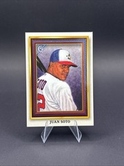 2022 Topps Gallery – Portrait Gallery Blue #PG-1 Juan Soto /99