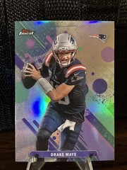 2025 Topps Finest Drake Maye Common Refractor #62 – New England Patriots