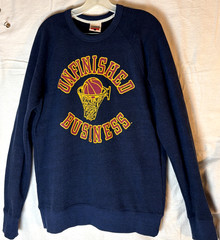 Homage Cleveland Cavs Unfinished Business Navy Blue Crewneck Sweatshirt Size L