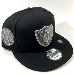 New Era Las Vegas Raiders Exclusive NFL Black Metallic 9FIFTY Snapback Hat Cap