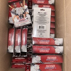 2026 Topps Series 1 Baseball Hanger Box