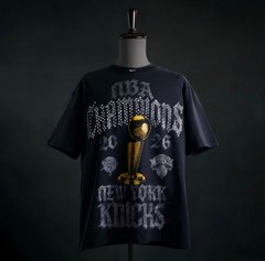 Nike New York Knicks NBA Finals Locker Room Rhinestone T-Shirt Tee Size L Large