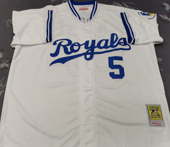 VINTAGE George Brett #5 Royals Throwback White Sewn Stitched Jersey.